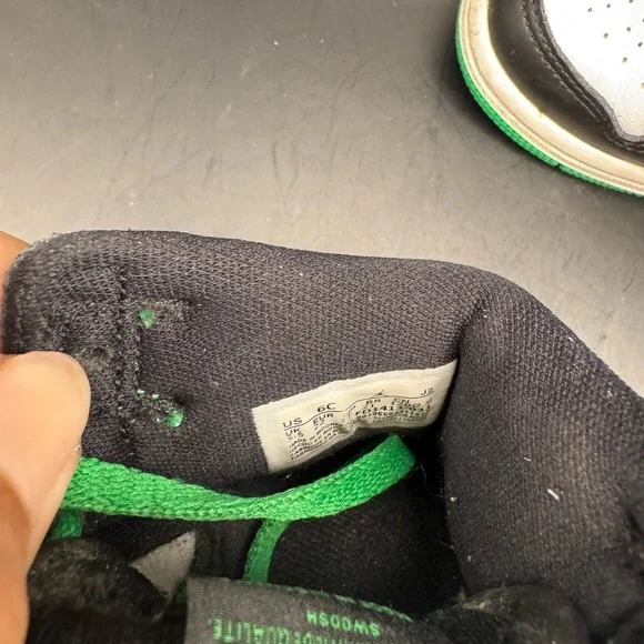 Toddler Nike Air Jordan 1 Retro High OG 'Lucky Green' Sneakers Sz 6C FD1413-031 - Picture 13 of 15
